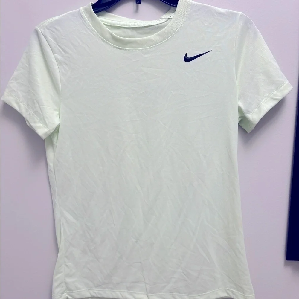 Nike Women S Dry Legend Training Tee Black t shirt NWT